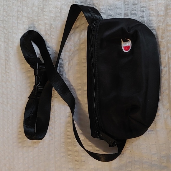 🌸2X Host Pick🌸NWOT CHAMPION NYLON BELT BAG - Picture 1 of 13